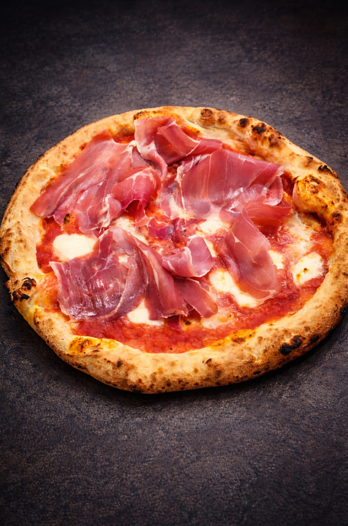 Pizza z pieca opalanego drewnem